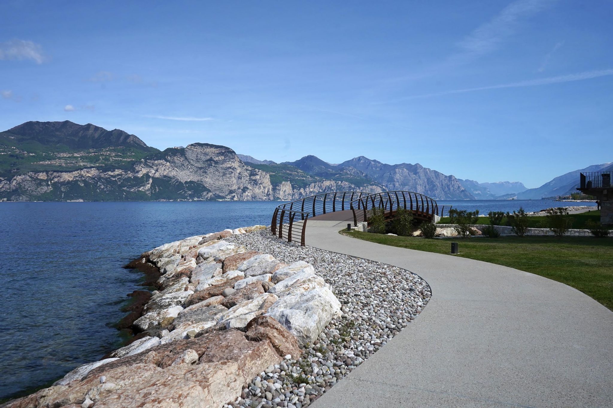 lago di garda cosa visitare tragitti per biciclette