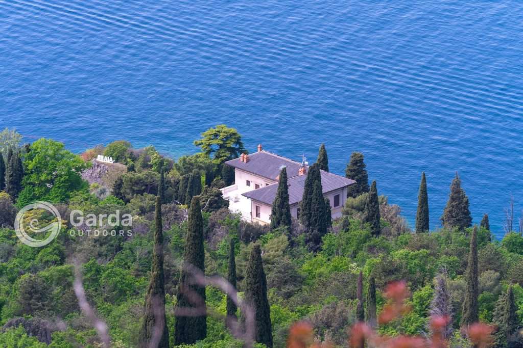 trekking lake garda italy