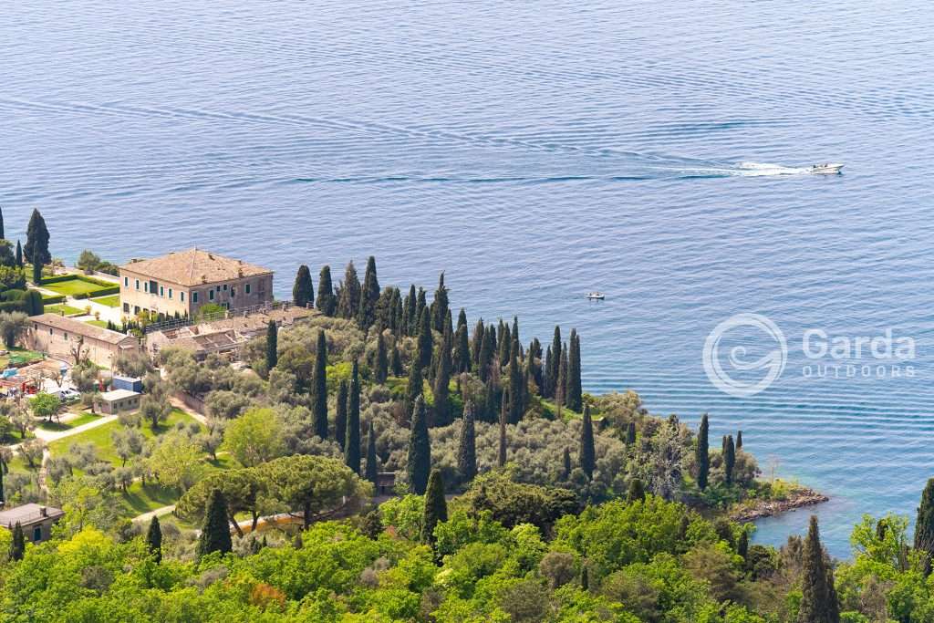 trekking lake garda italy